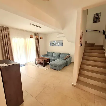 Enchanting Casalinga Villa Krnica