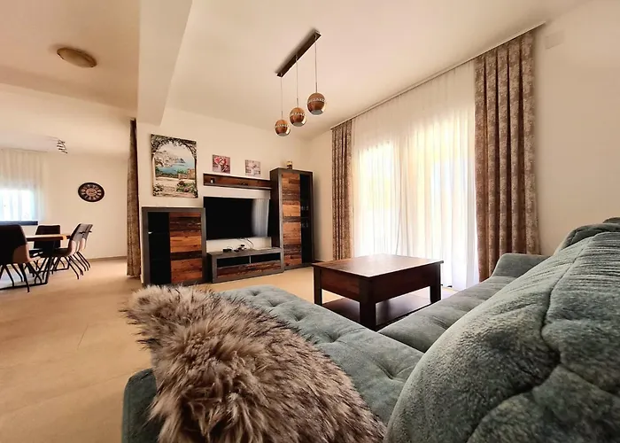 Enchanting Casalinga Villa *