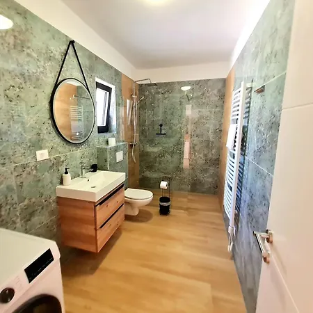 Enchanting Casalinga